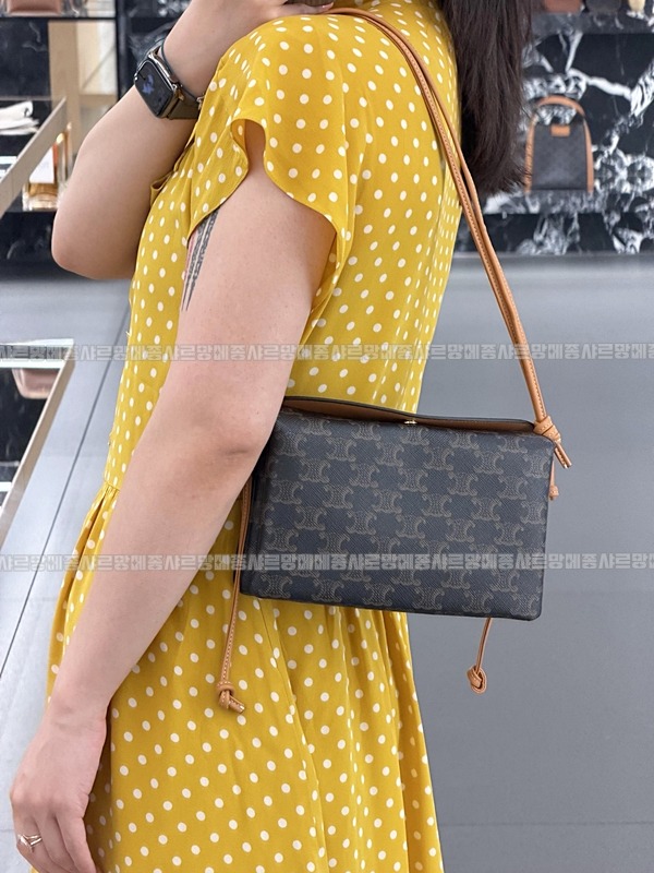 셀린느트리오플랩백  20260818 161858 019.jpg