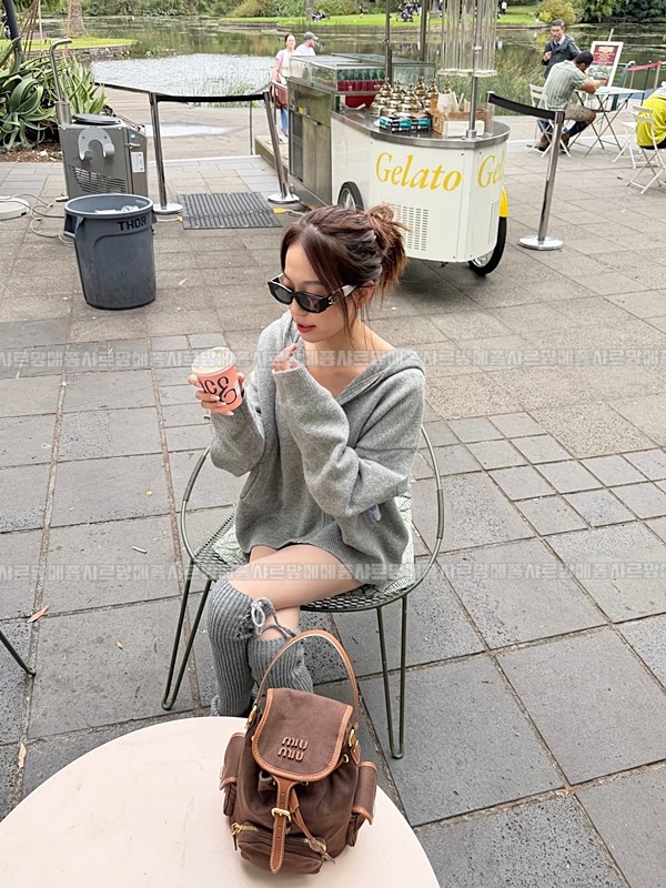 미우미우캔버스가죽백팩  20260822 123536 024.jpg