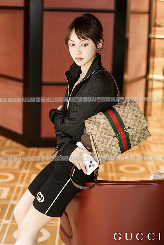 구찌파파라초미디움탑핸들백  20260829 125226 015.jpg
