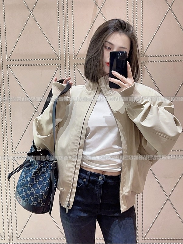 구찌베니스스몰버킷백  20260901 164106 012.jpg