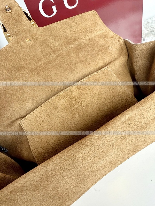 구찌디오니서스미디움숄더백  20260904 162657 009.jpg