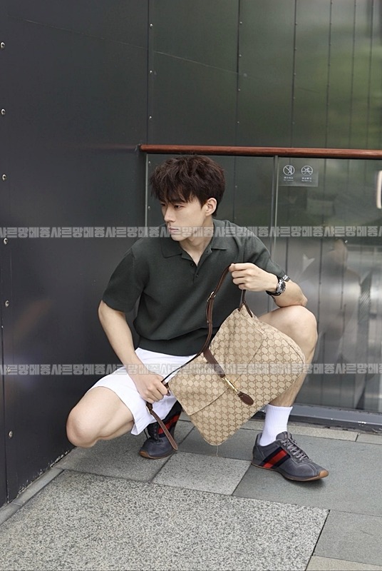 구찌재키플랩라지크로스바디백   20260911 140617 010.jpg