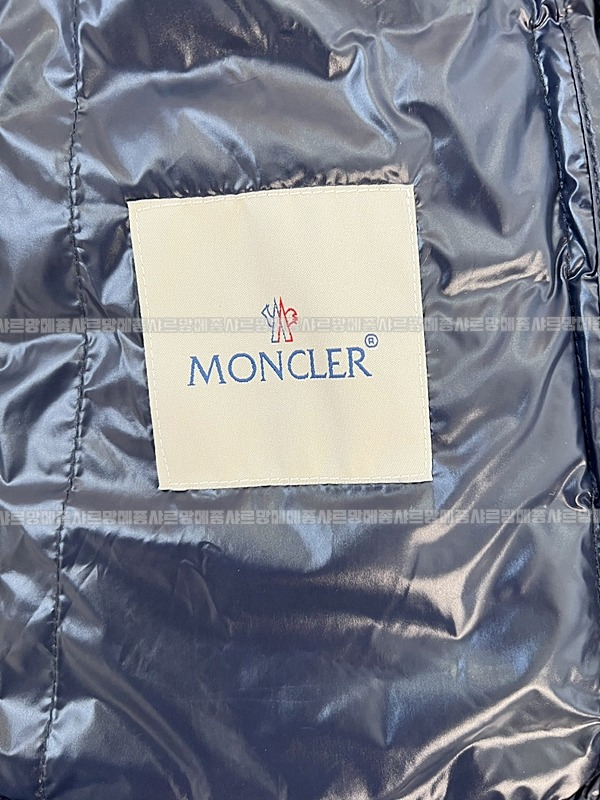 몰클레르갈리온후드쇼트다운배킷   20260915 125724 008.jpg