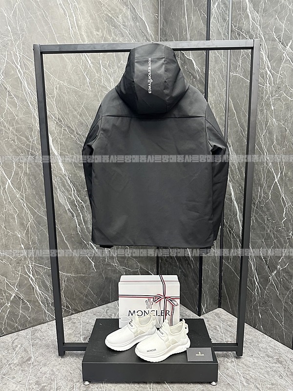 남성몽클레어그래노블주멜레스후드재킷   20260916 155017 018.jpg