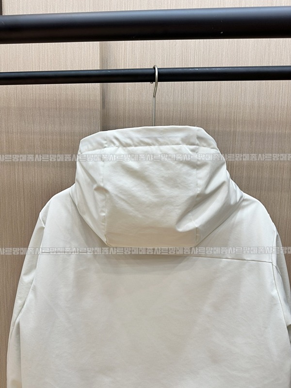남성몽클레어그래노블레코   20260916 161205 007.jpg