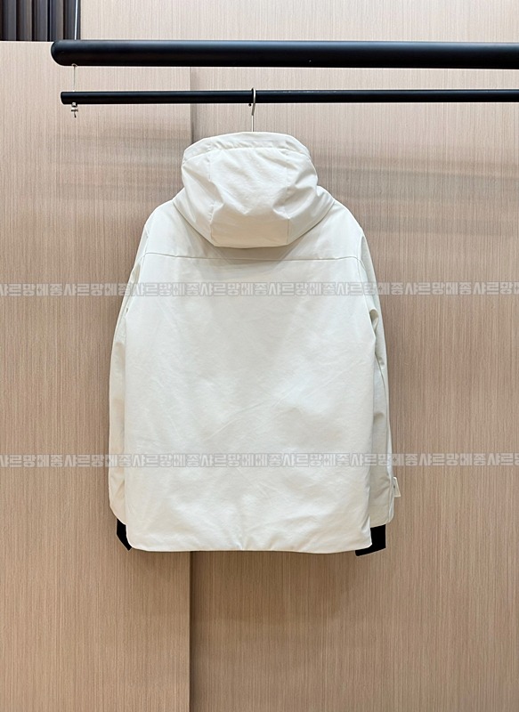 남성몽클레어그래노블레코   20260916 161205 008.jpg
