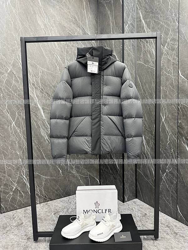 남성몽클레어마데이라후드쇼트다운재킷   20260917 151432 015.jpg