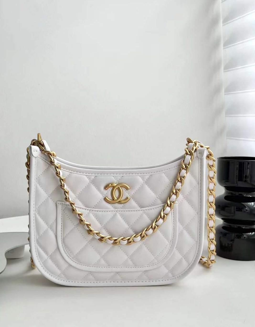 24ss 샤넬 포켓 체인 호보백