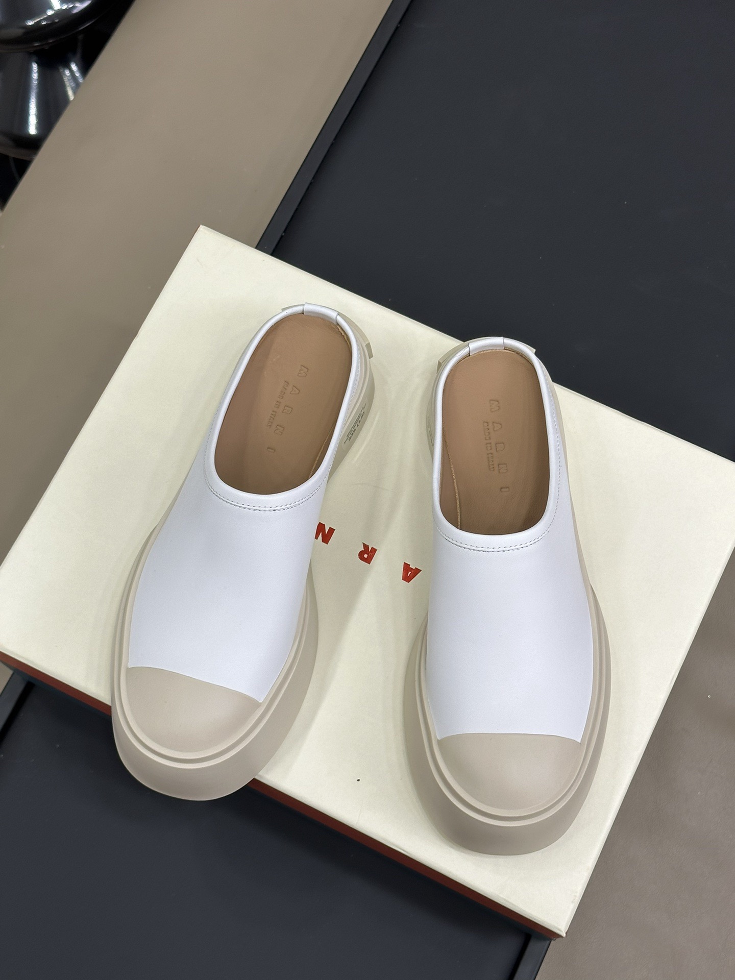 마르니 파블로 뮬