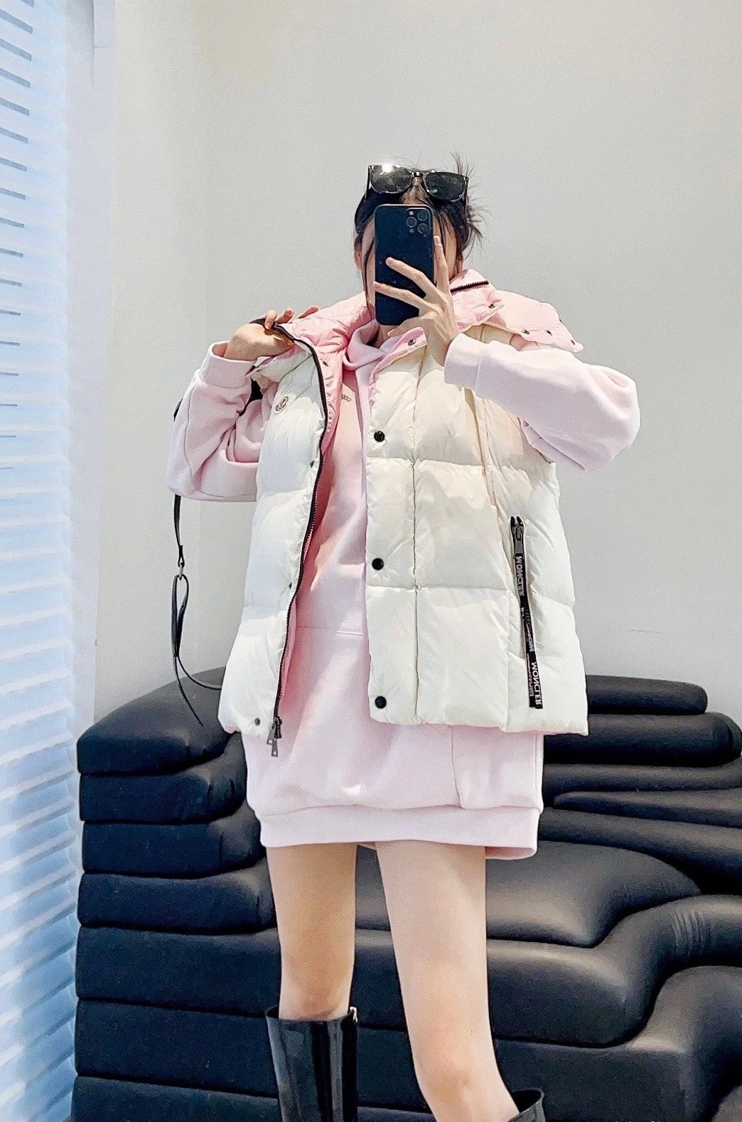 몽클레어 여성 LUZULE 다운 베스트패딩