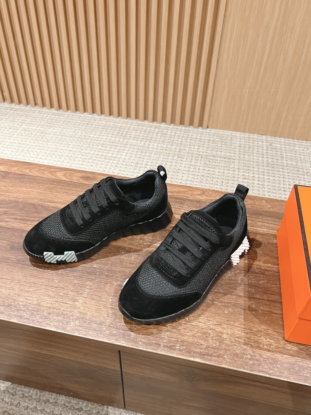 에르메스 여성 바운싱 스니커즈 블랑 메쉬