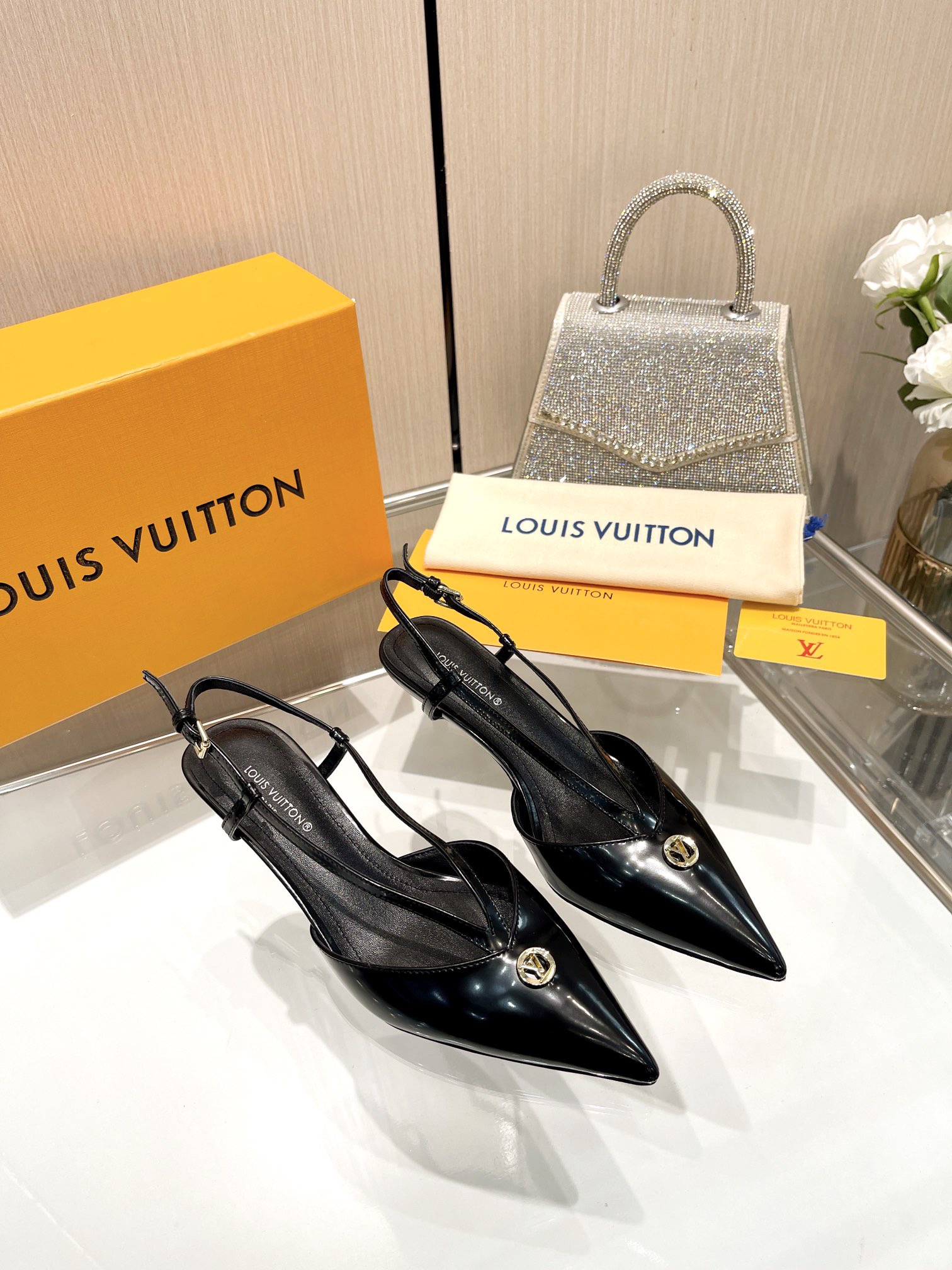 루이비통 스텔라 슬링백