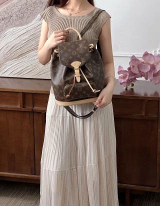 루이비통 모노그램 몽수리 PM 백팩