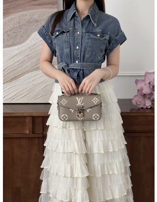 루이비통 포쉐트 메티스 이스트 웨스트