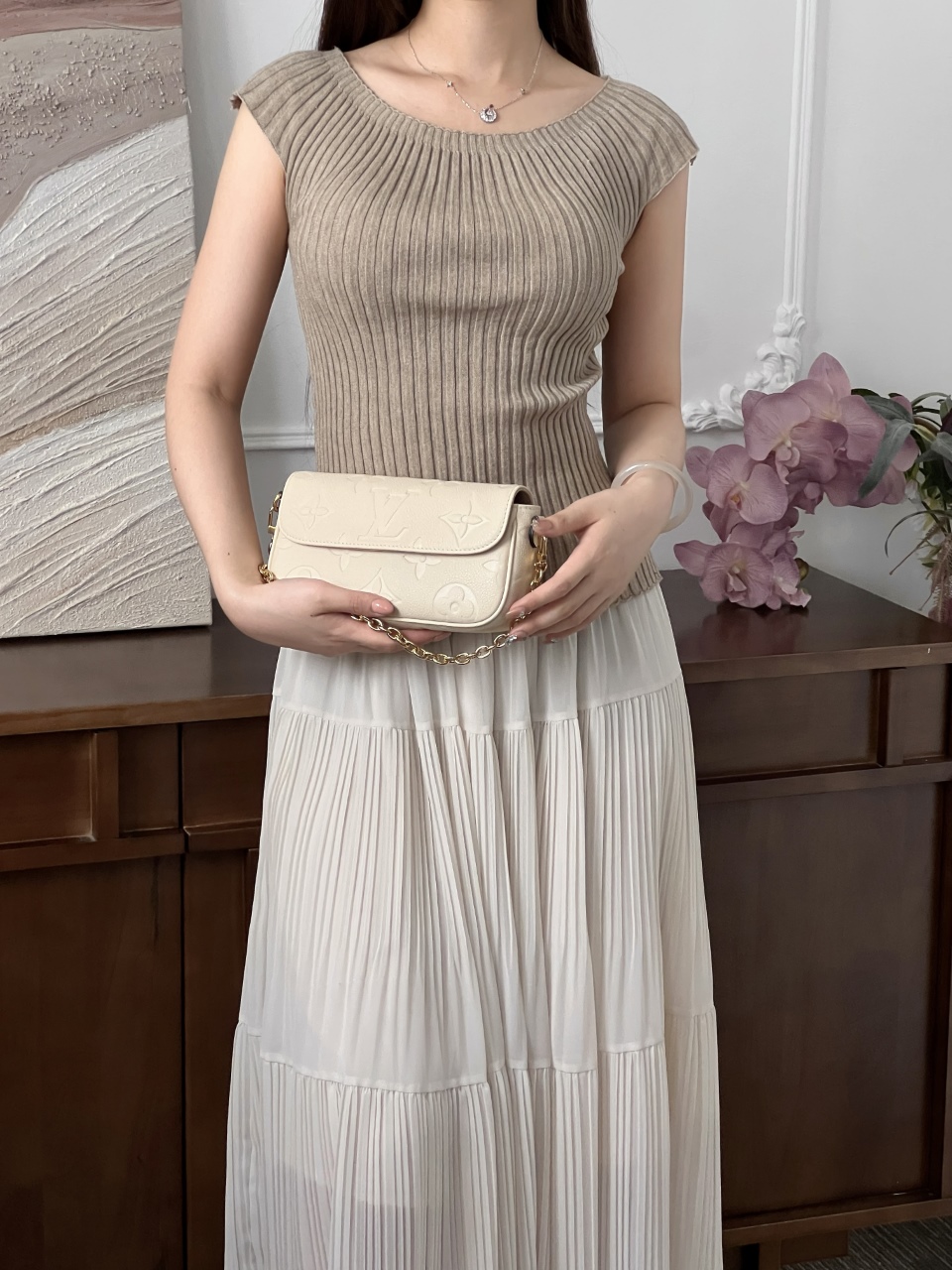 루이비통 윌릿 온 체인 아이비