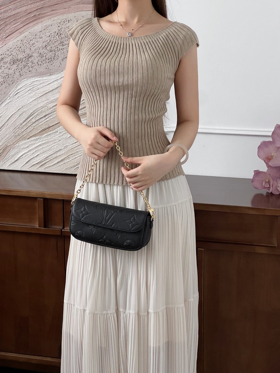 루이비통 윌릿 온 체인 아이비