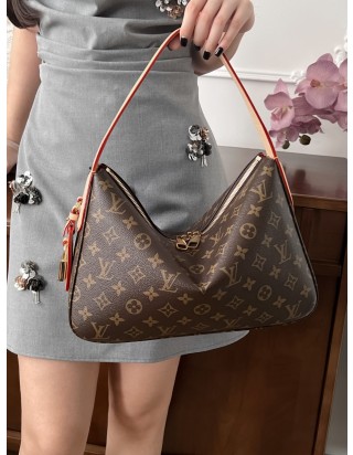 루이비통 슬라우치 PM