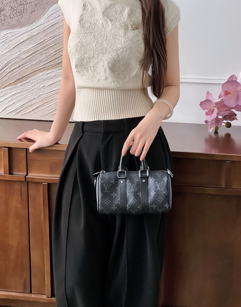 루이비통 키플 반둘리에 25