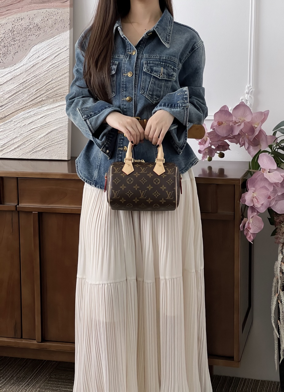 루이비통 스피디 반둘리에 20