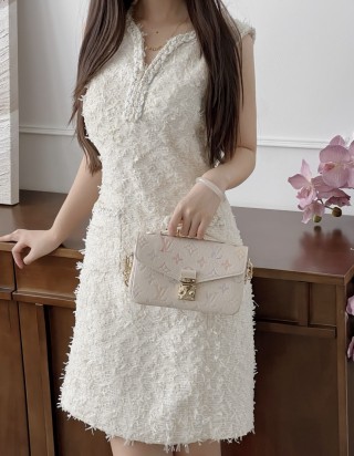 루이비통 포쉐트 메티스 이스트 웨스트