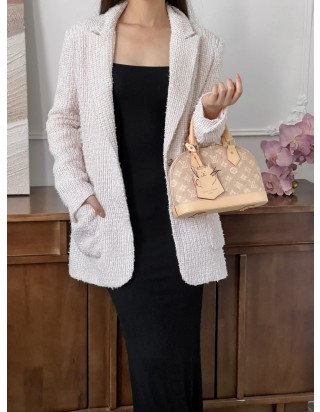 루이비통 알마 BB 미야오그램