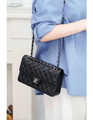 샤넬 클래식 플랩백