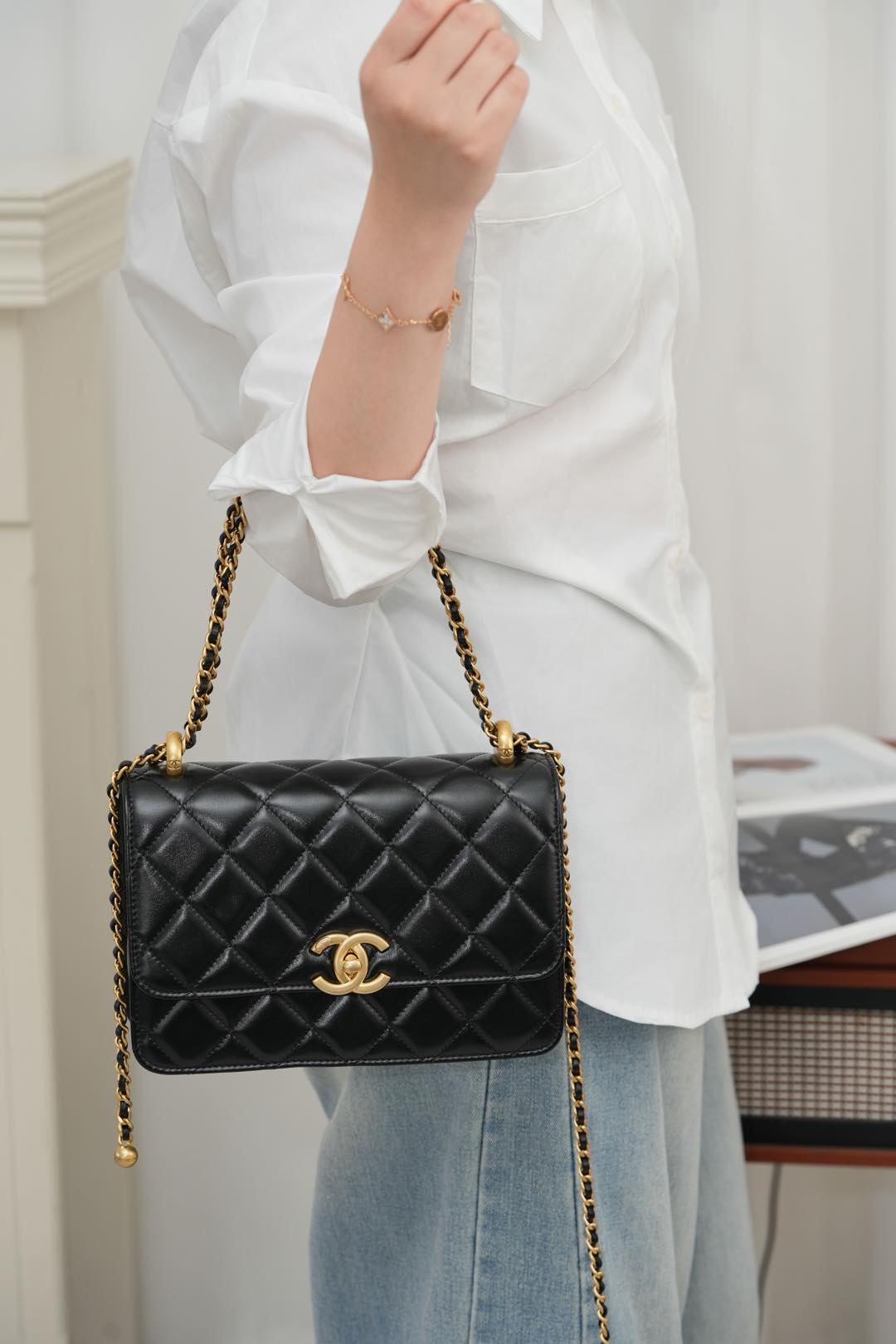 샤넬 25S 플랩백 금장