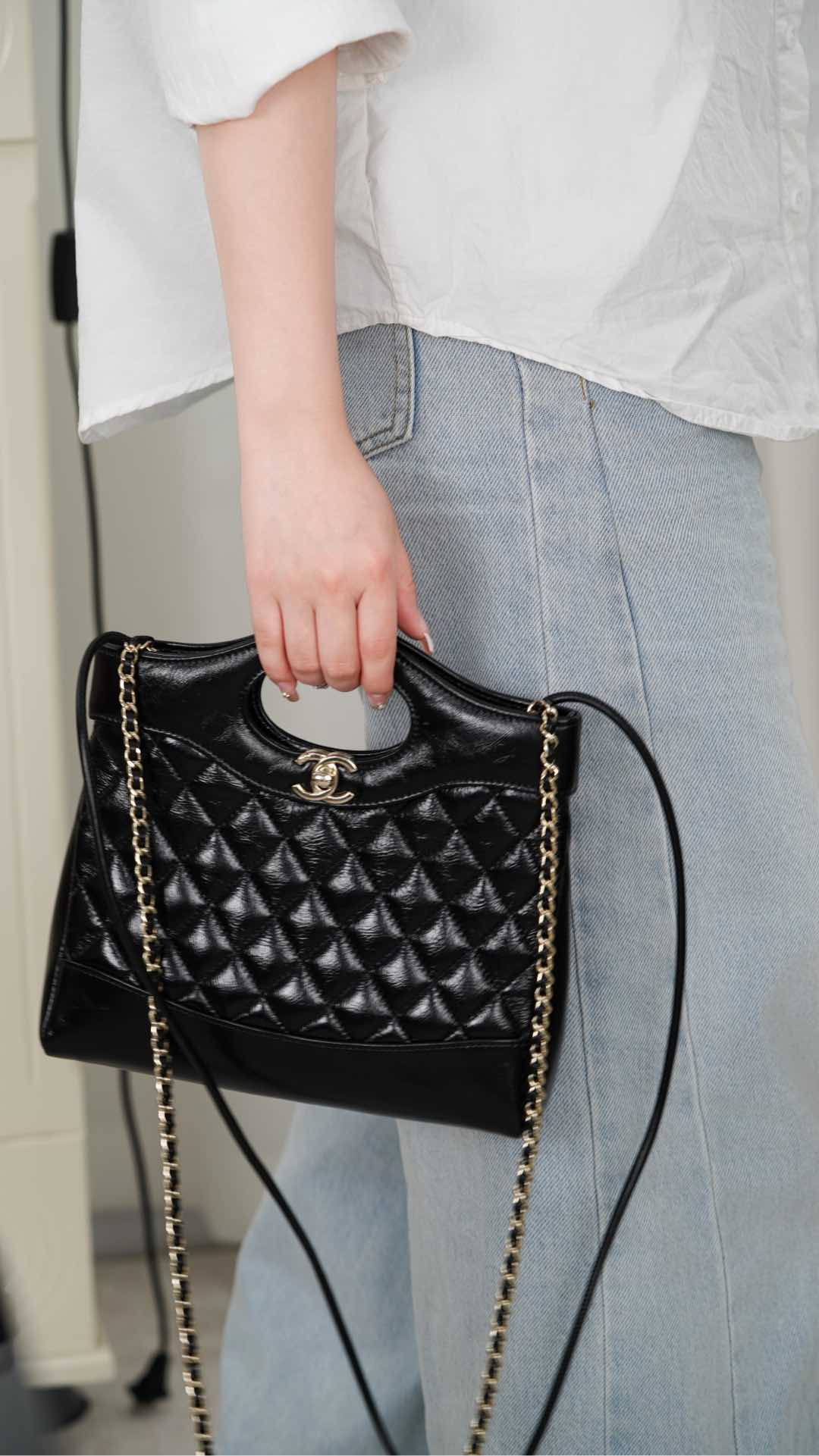 샤넬 31 미니 쇼핑백