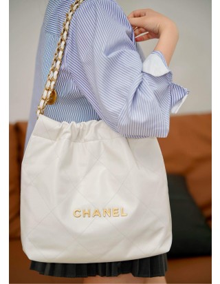 샤넬 22P 핸드백 스몰 화이트 금장