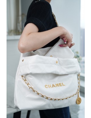 샤넬 22P 핸드백 미디움 화이트 금장
