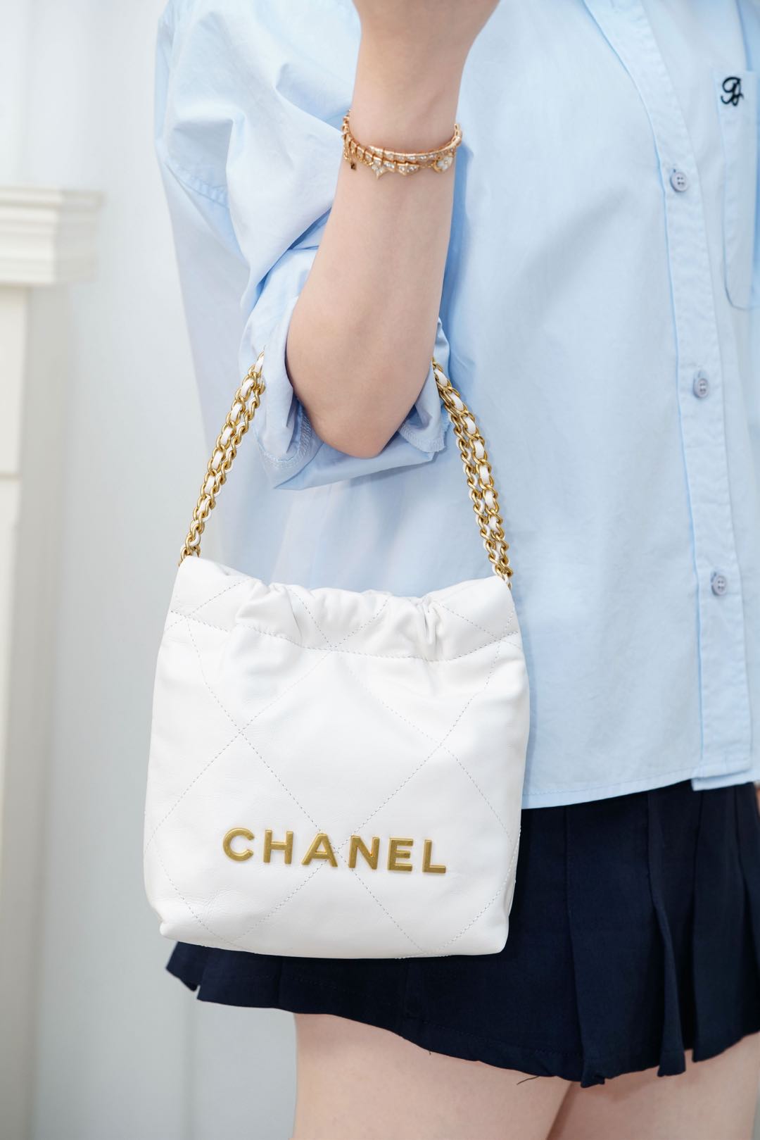 샤넬 25 핸드백 미니 화이트 골드