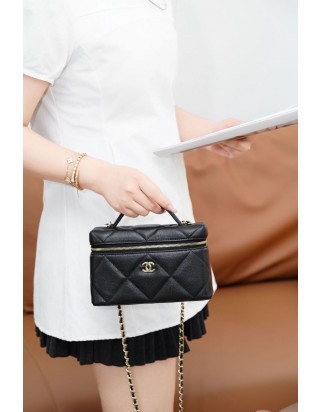 샤넬 탑 핸들 슬림 베니티 케이스