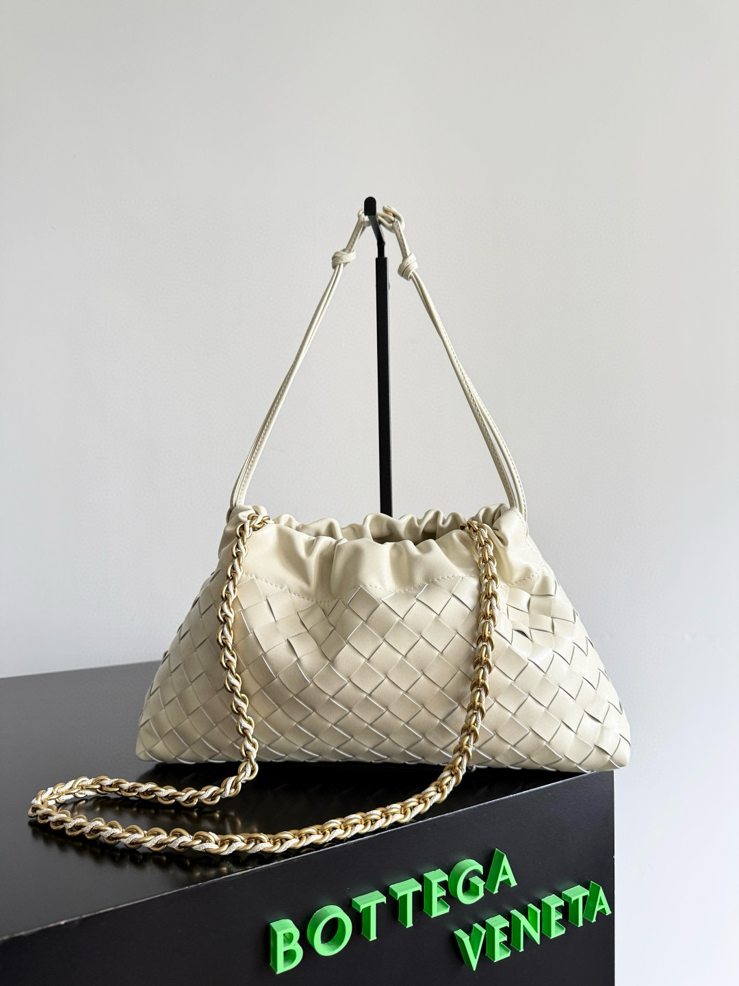 보테가 베네타 더스트 백 노떼