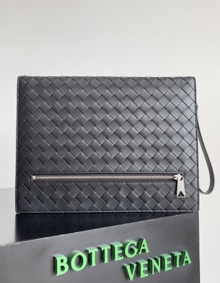 보테가 베네타 인트로치아토 도규먼트 케이스