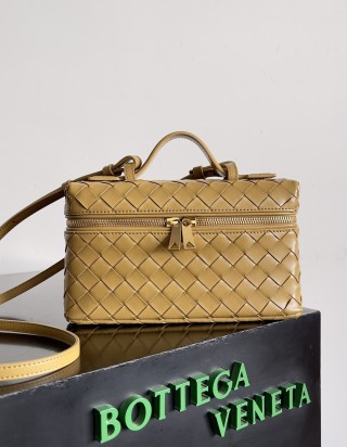 보테가 베네타 뱅뱅 베네티 케이스