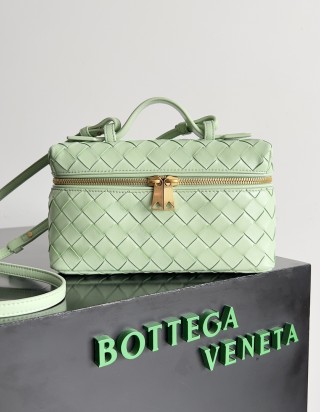 보테가 베네타 뱅뱅 베네티 케이스