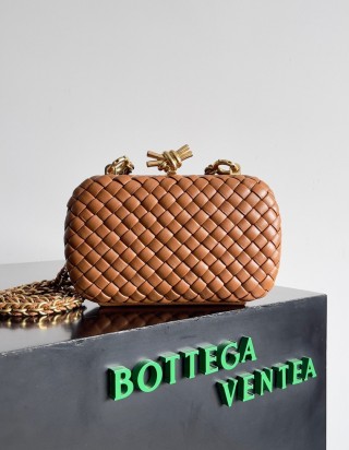 보테가 베네타 놋 백