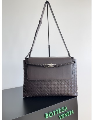 보테가 베네타 안디아모 메신저 백 미디움