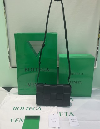 보테가 베네타 카세트 백