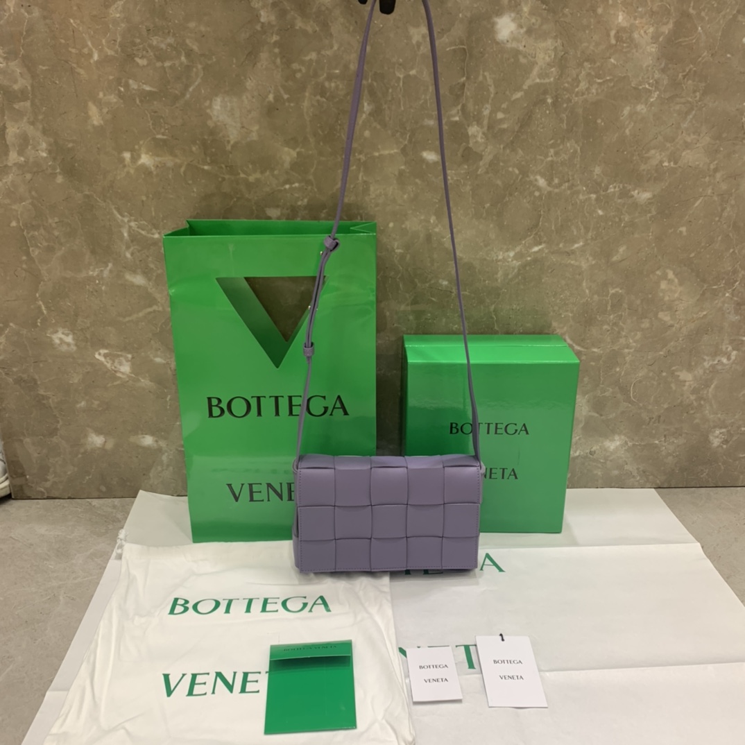 보테가 베네타 카세트 백