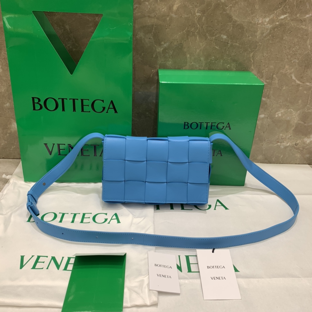 보테가 베네타 카세트 백