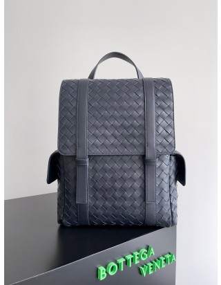 보테가 베네타 백 투 스쿨 백팩