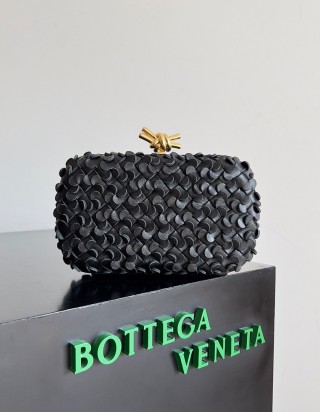 보테가 베네타 놋 백