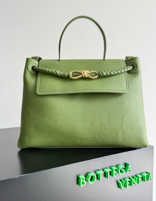 보테가 베네타 차오 차오 미디움