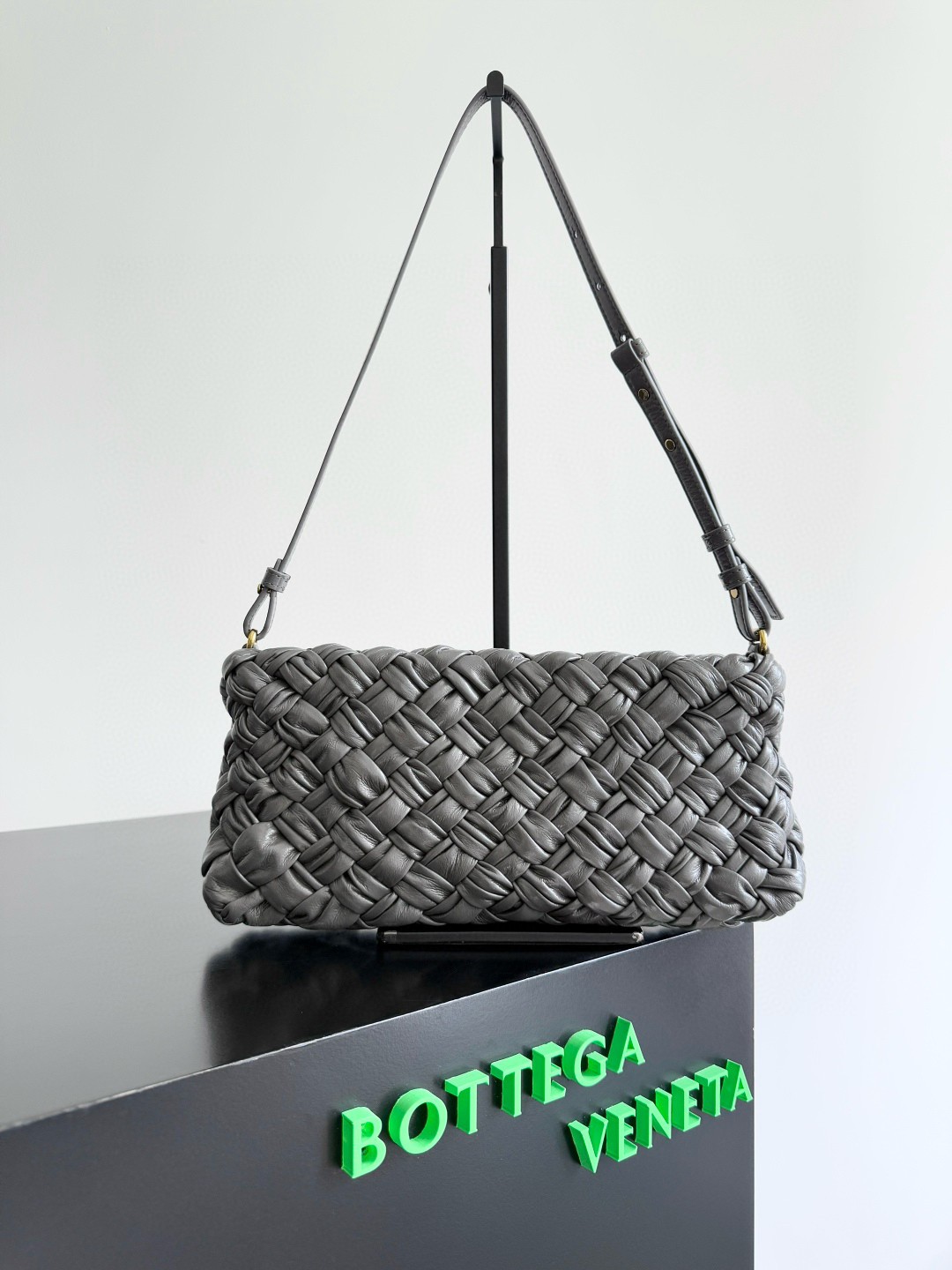 보테가 베네타 칼리메로 차차