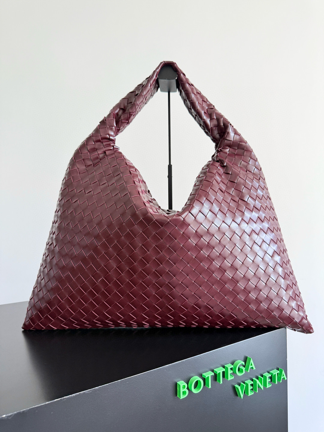 보테가 베네타 라지 홉