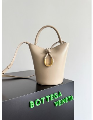 보테가 베네타 리베르타 버킷 백 스몰