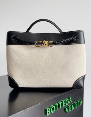 보테가 베네타 안디아모 미디움