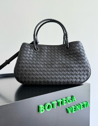 보태가 베네타 바스켓 백