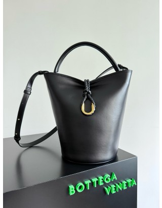 보테가 베네타 리베르타 버킷 백 라지